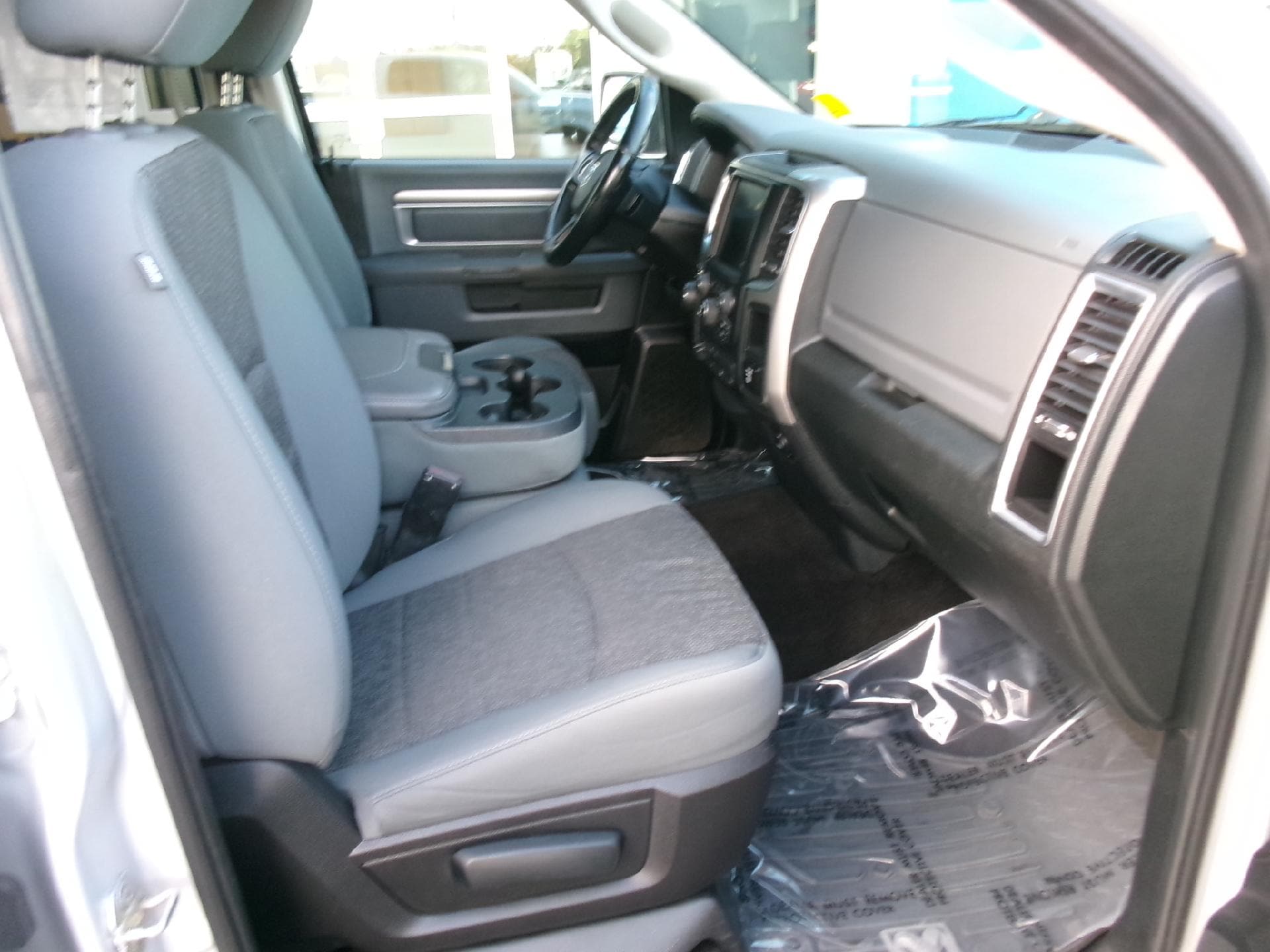 2015 RAM Ram 1500 Pickup Outdoorsman - Photo 10