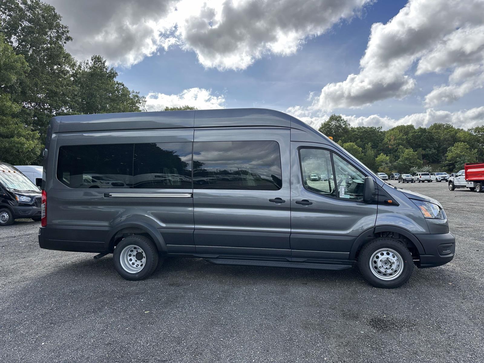 New 2027 Ford Transit Passenger Wagon XL Wagon High Roof HD Ext. Van