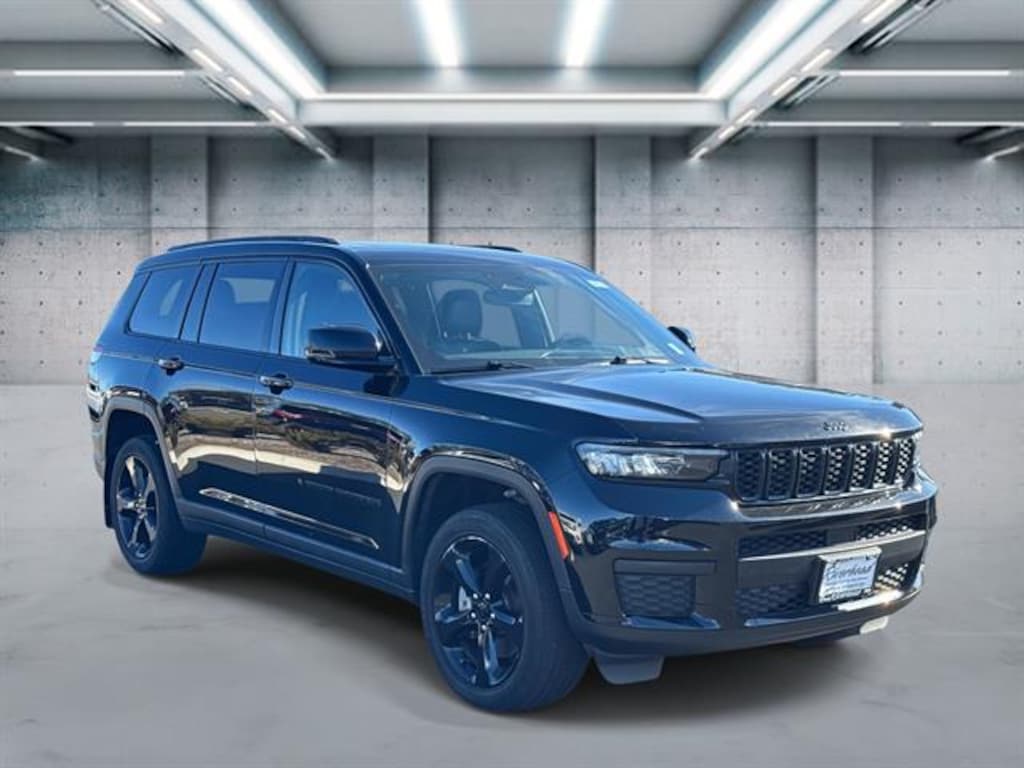 Used 2023 Jeep Grand Cherokee L Altitude