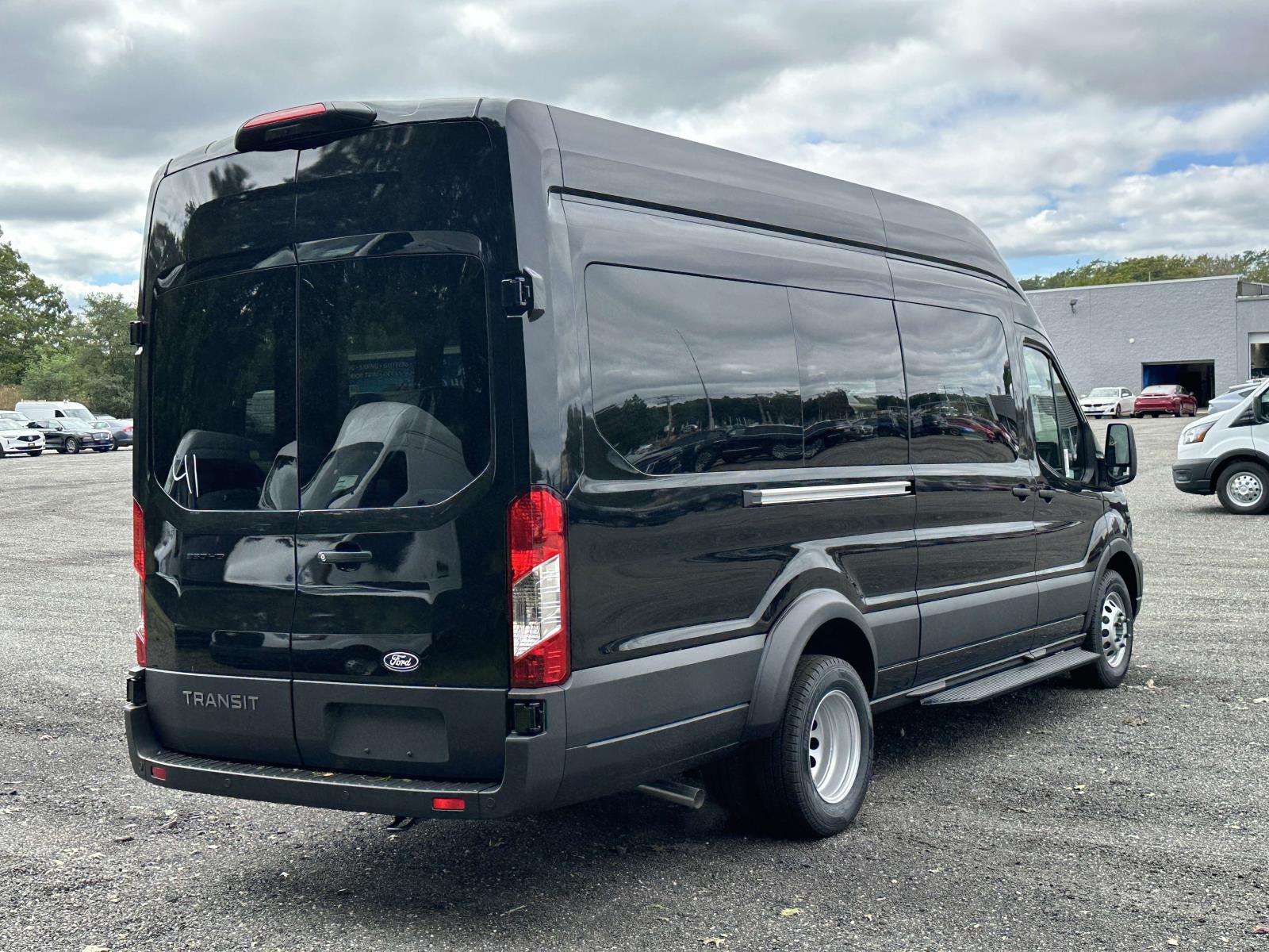 New 2027 Ford Transit Passenger Wagon XL Wagon High Roof HD Ext. Van