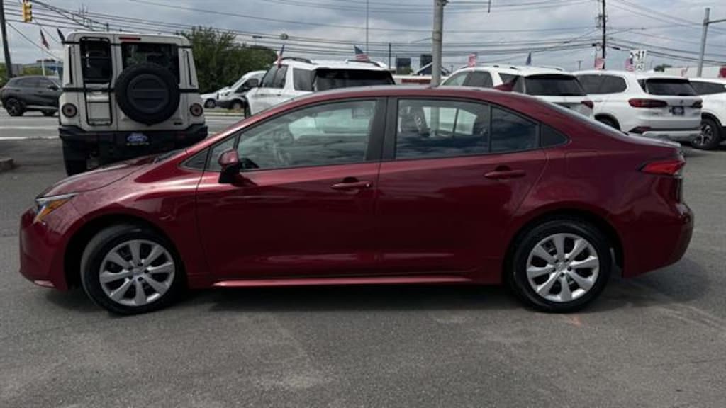 Used 2025 Toyota Corolla LE