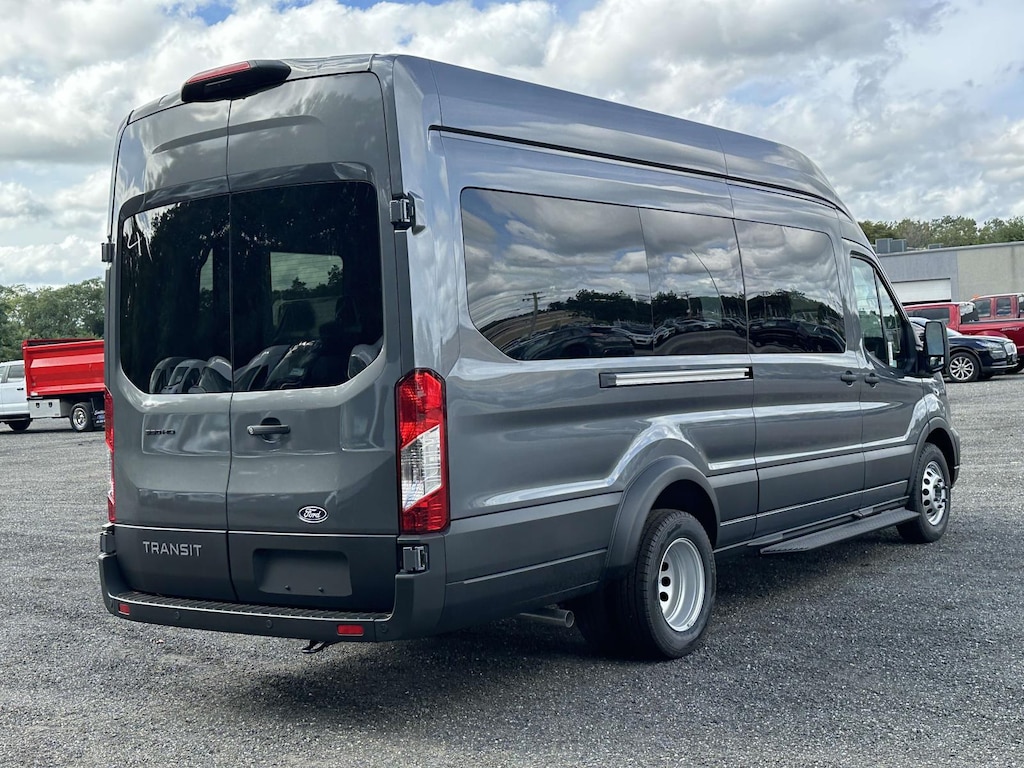 New 2027 Ford Transit Passenger Wagon XL Wagon High Roof HD Ext. Van