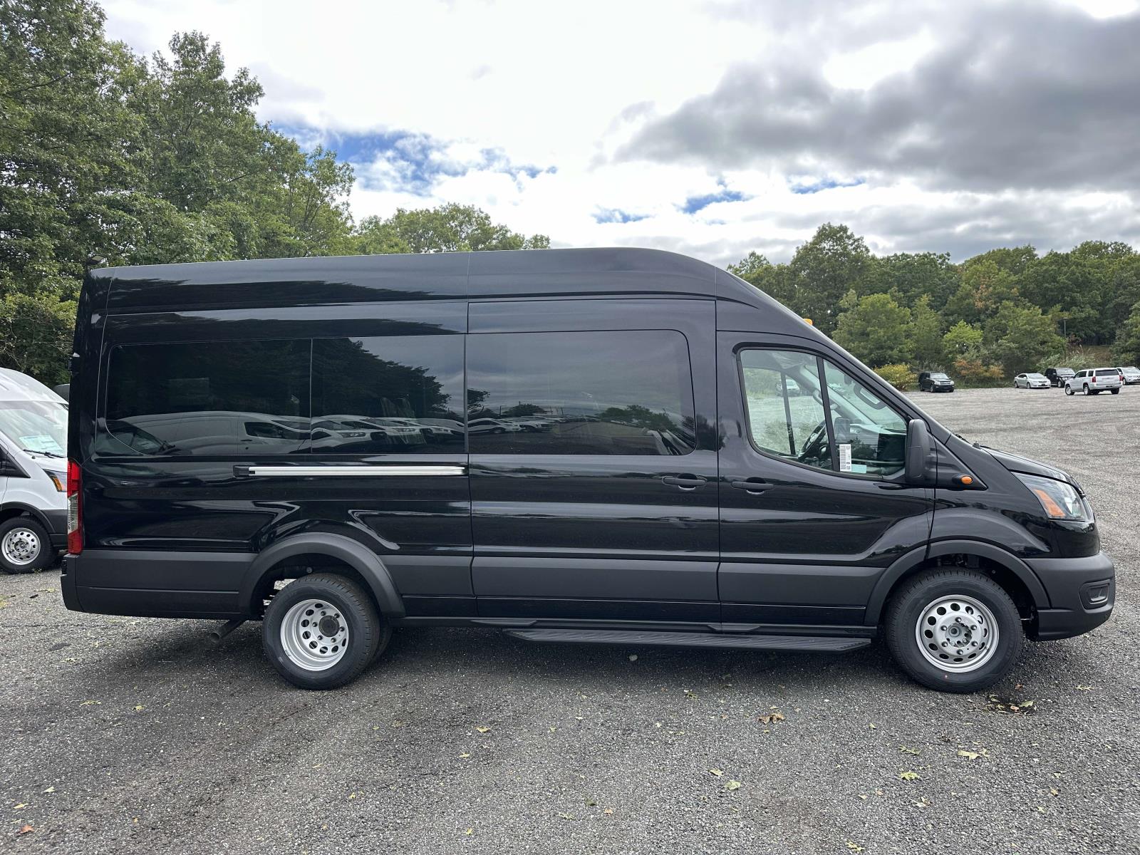 New 2027 Ford Transit Passenger Wagon XL Wagon High Roof HD Ext. Van