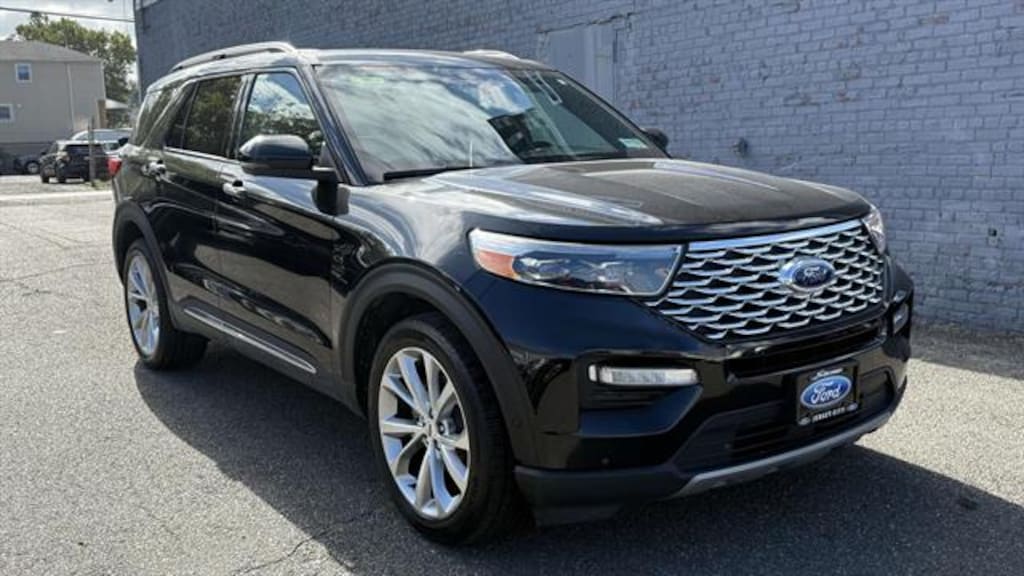 Used 2022 Ford Explorer Platinum