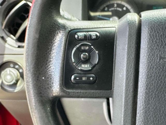 2014 Ford F-550 - Photo 24