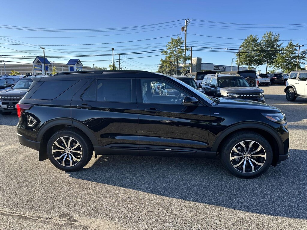 New 2027 Ford Explorer ST-Line SUV