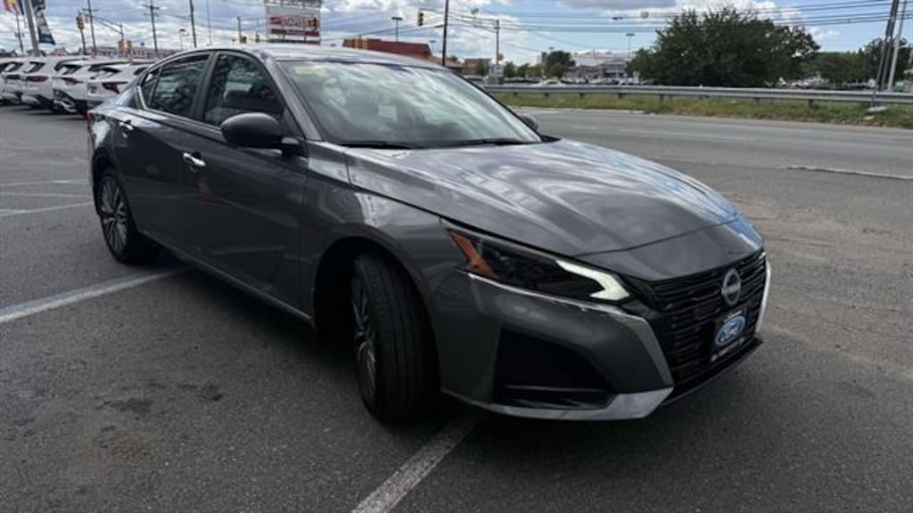 Certified 2025 Nissan Altima 2.5 SV