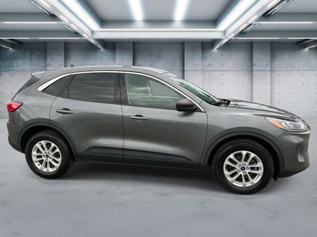 Used 2022 Ford Escape SE