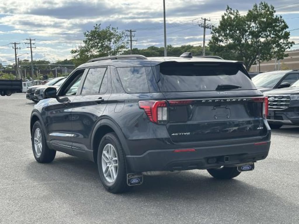 New 2026 Ford Explorer Active SUV
