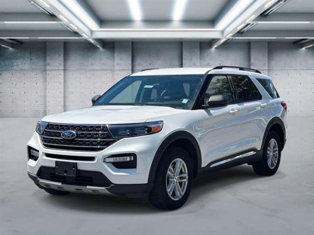 Used 2023 Ford Explorer XLT