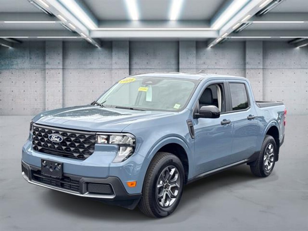 Certified 2025 Ford Maverick XLT