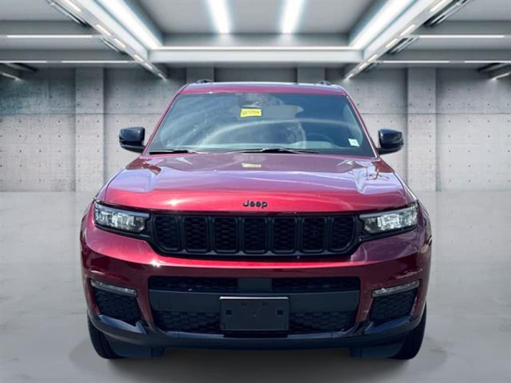 Used 2025 Jeep Grand Cherokee L Limited