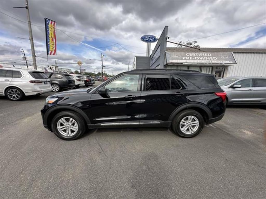 Used 2023 Ford Explorer XLT