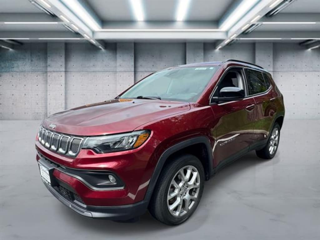 Used 2022 Jeep Compass Latitude Lux