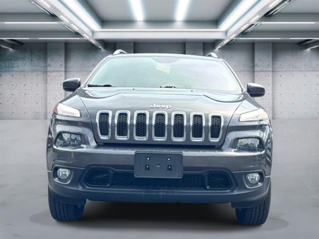 Used 2017 Jeep Cherokee Latitude