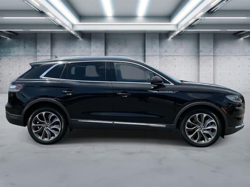 Used 2022 Lincoln Nautilus Reserve SUV