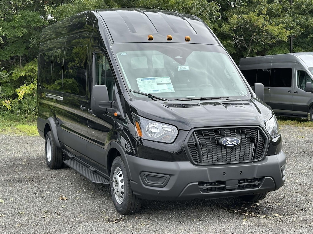 New 2027 Ford Transit Passenger Wagon XL Wagon High Roof HD Ext. Van