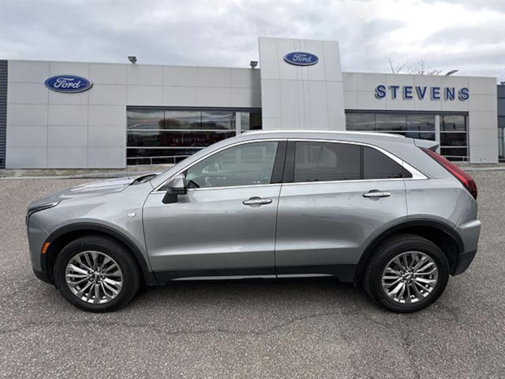 Certified 2024 Cadillac XT4 Premium Luxury