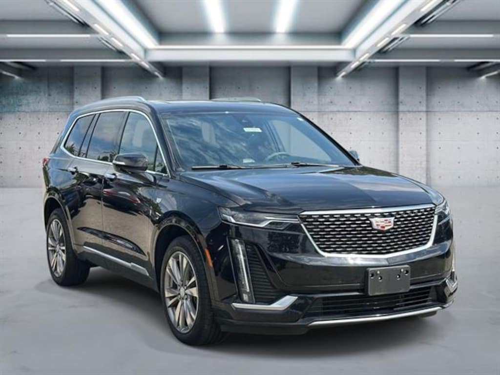 Used 2024 Cadillac XT6 Premium Luxury