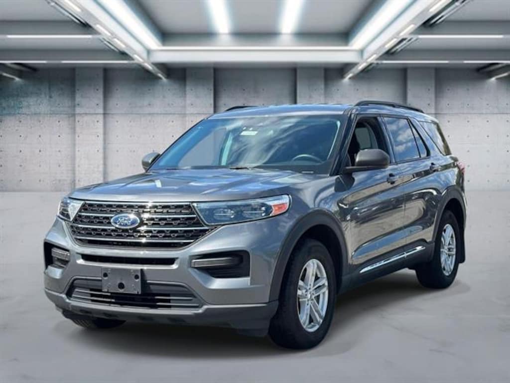 Used 2023 Ford Explorer XLT