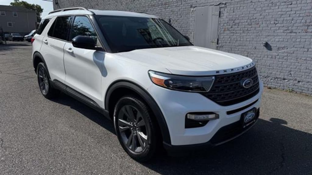 Certified 2023 Ford Explorer XLT