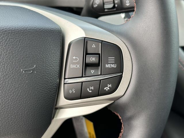 2026 Ford Explorer Active - Photo 13