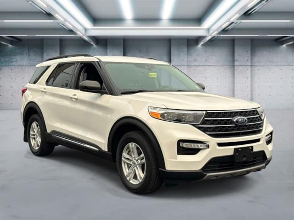 Certified 2023 Ford Explorer XLT