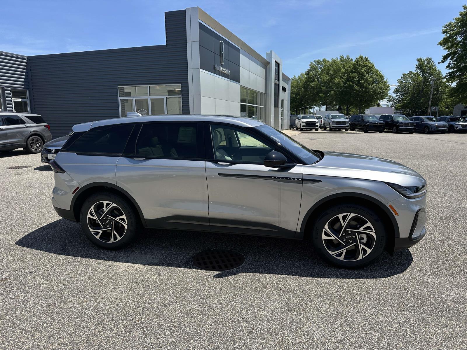 2026 Lincoln Nautilus Premiere - Photo 3
