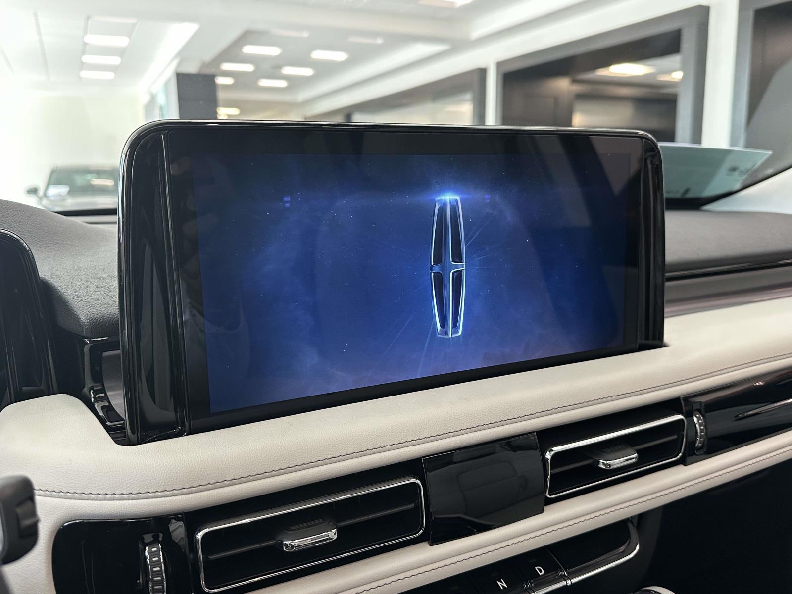 2027 Lincoln Aviator Premiere - Photo 18