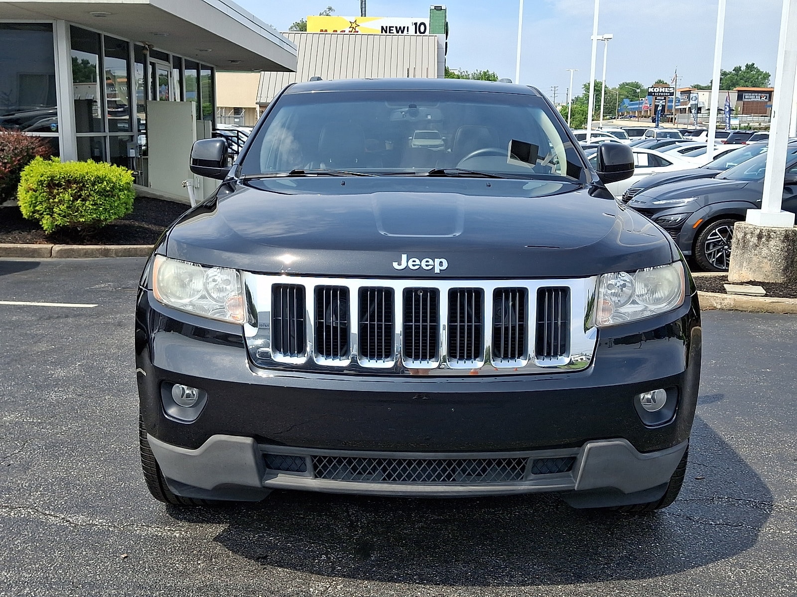 Used 2011 Jeep Grand Cherokee Laredo with VIN 1J4RR4GG9BC646138 for sale in Wilmington, DE