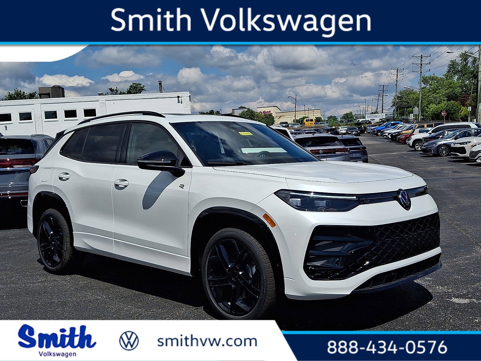 New 2026 Volkswagen Tiguan SE R-Line Black SUV