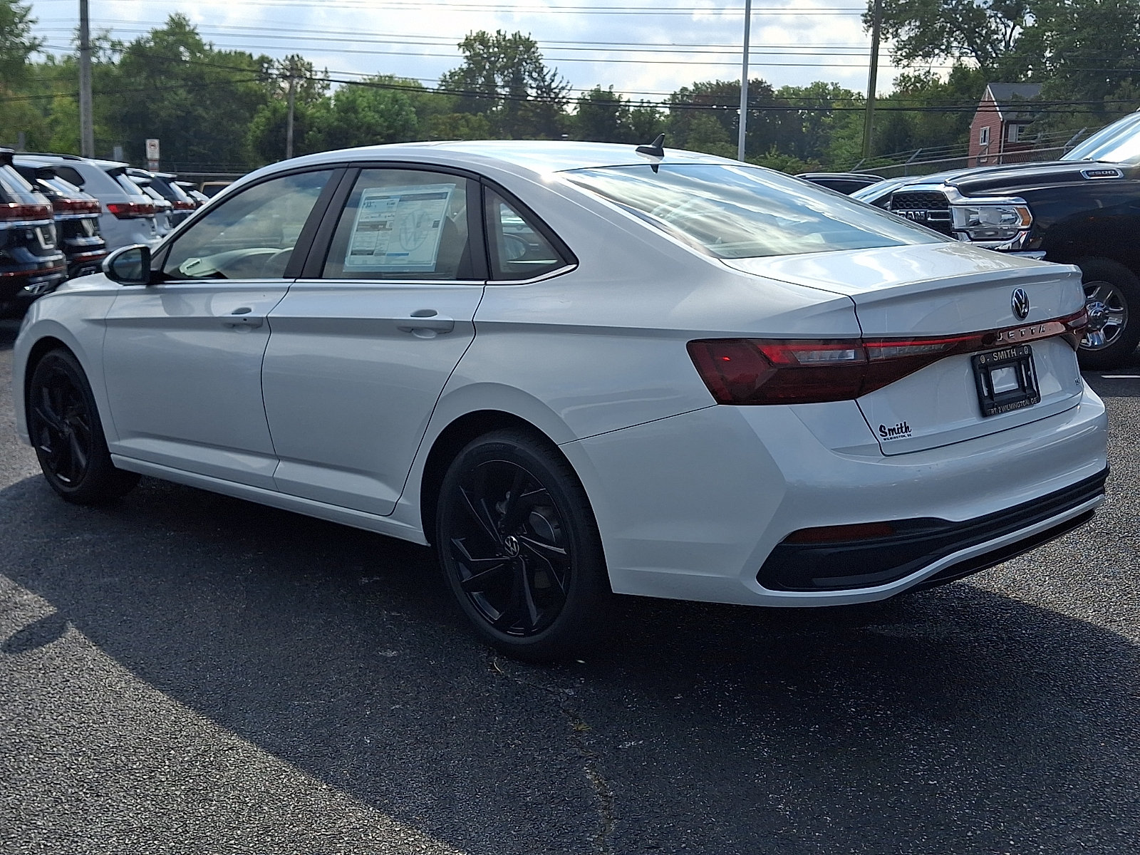 New 2027 Volkswagen Jetta 1.5T SE Sedan