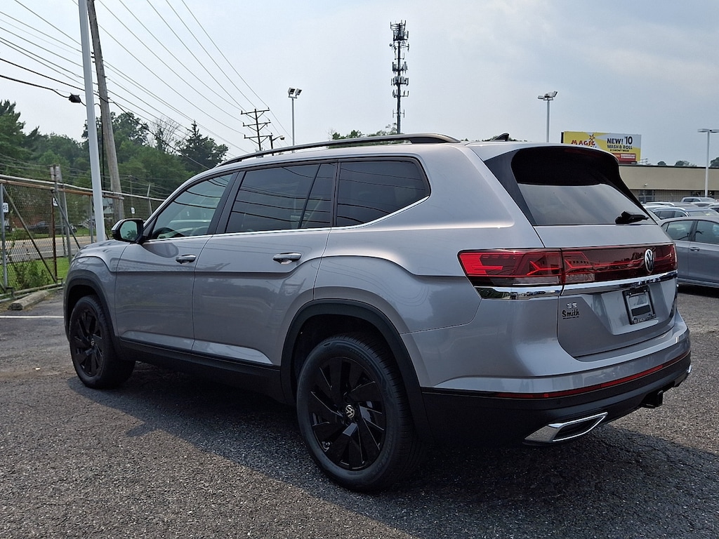New 2026 Volkswagen Atlas SE w/Technology SUV