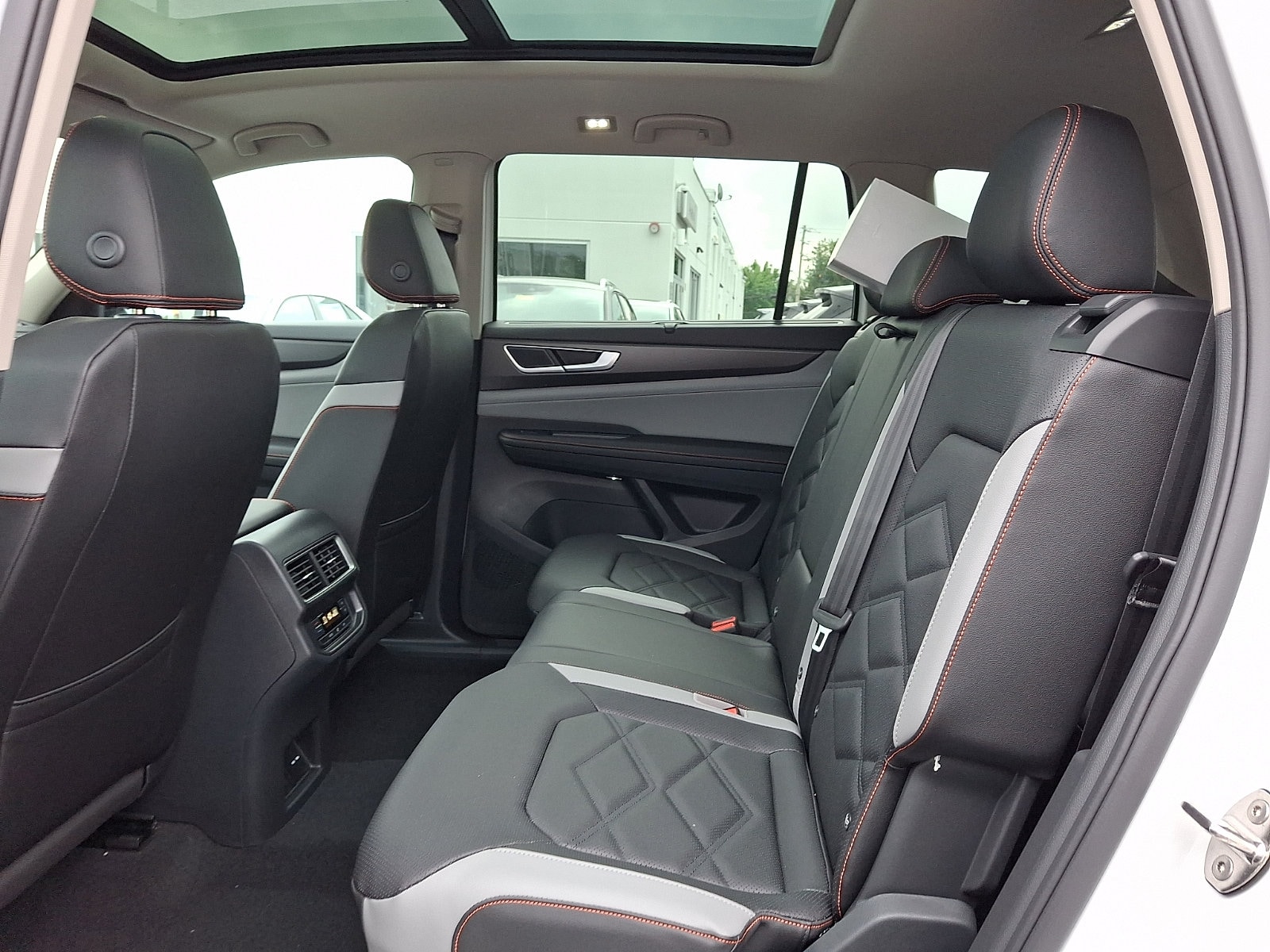 2026 Volkswagen Atlas Atlas Peak Edition - Photo 6