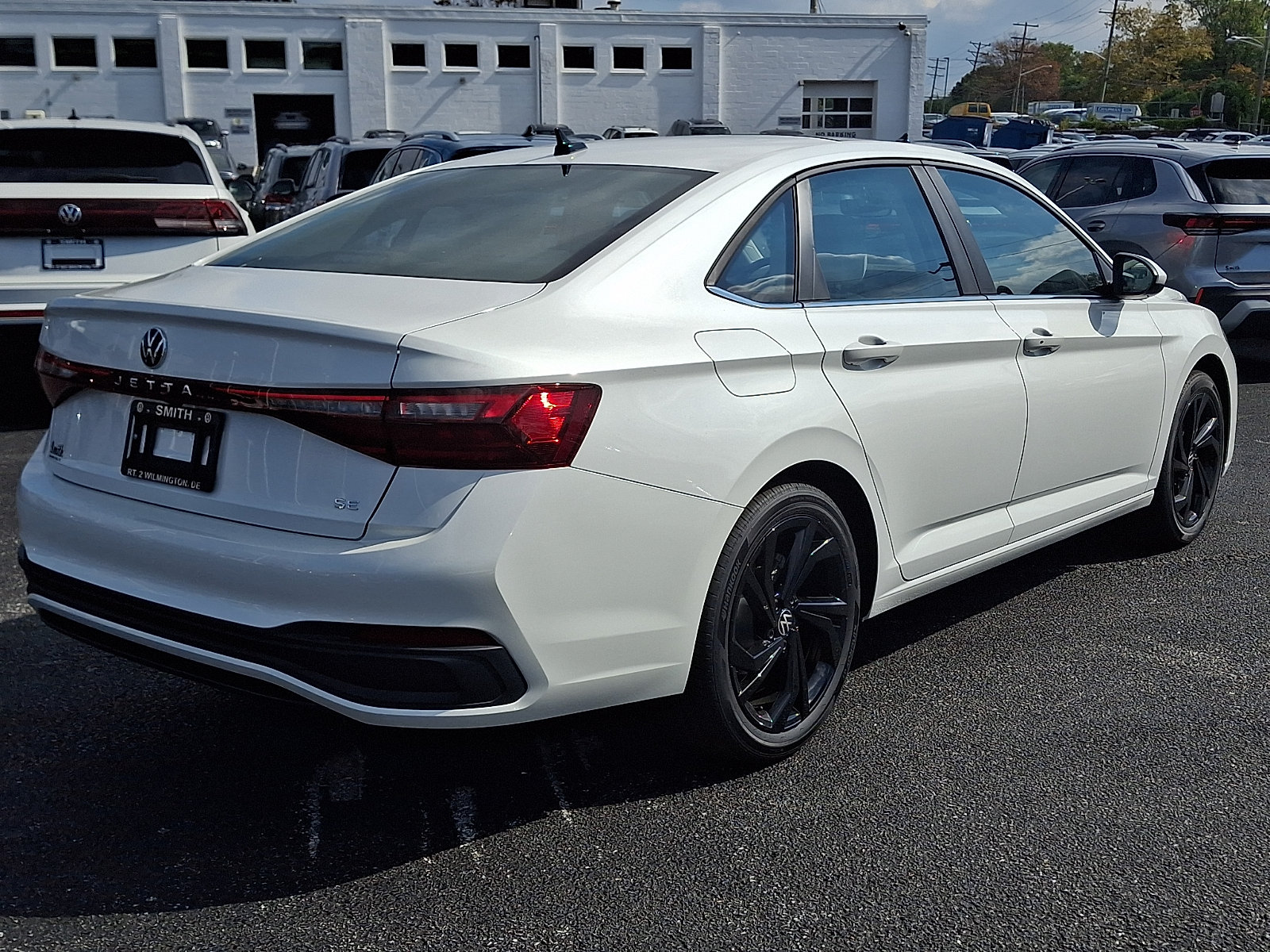 New 2027 Volkswagen Jetta 1.5T SE Sedan