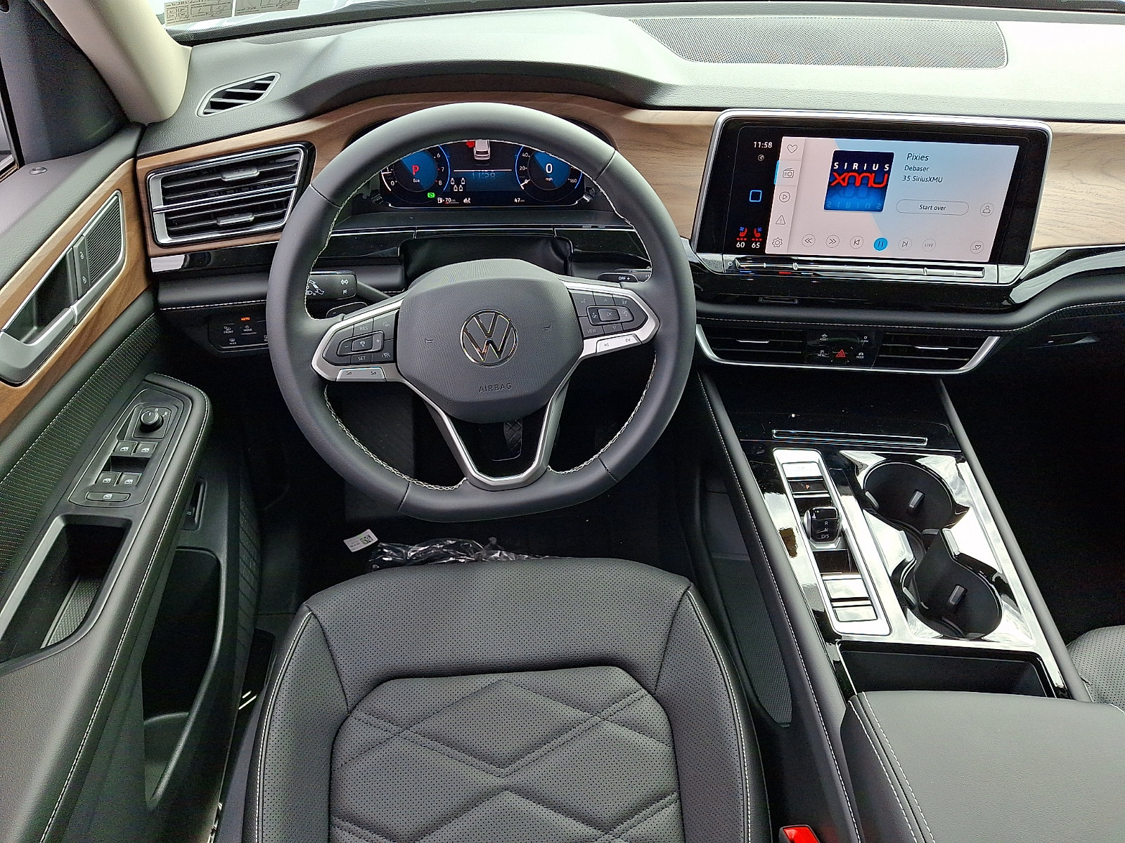 2026 Volkswagen Atlas SE w/Tech - Photo 8