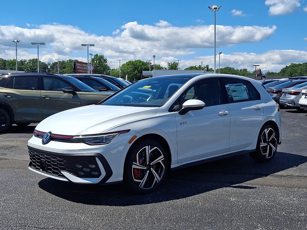 New 2026 Volkswagen Golf GTI SE Hatchback