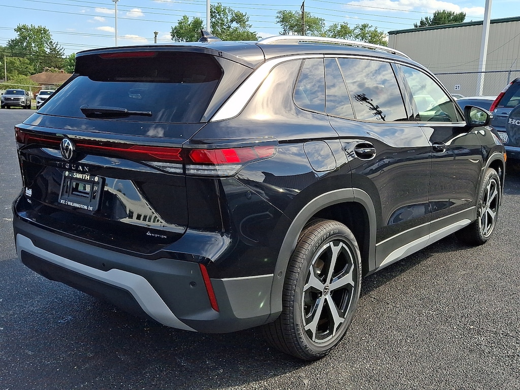 New 2026 Volkswagen Tiguan SE SUV