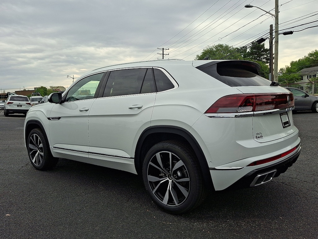 New 2026 Volkswagen Atlas Cross Sport SEL Premium R-Line SUV