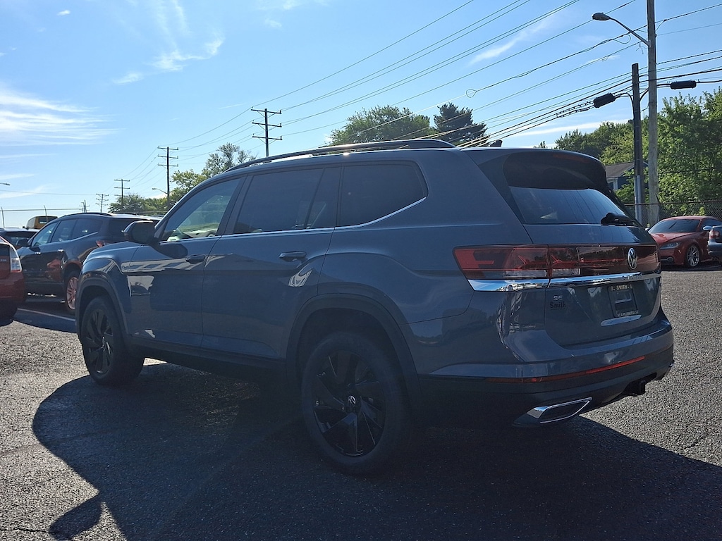 New 2026 Volkswagen Atlas SE w/Technology SUV
