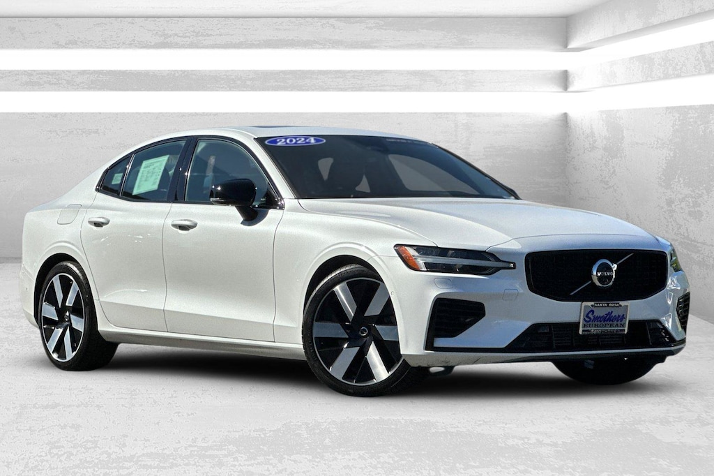 Certified 2024 Volvo S60 Recharge Plug-In Hybrid Ultimate Sedan