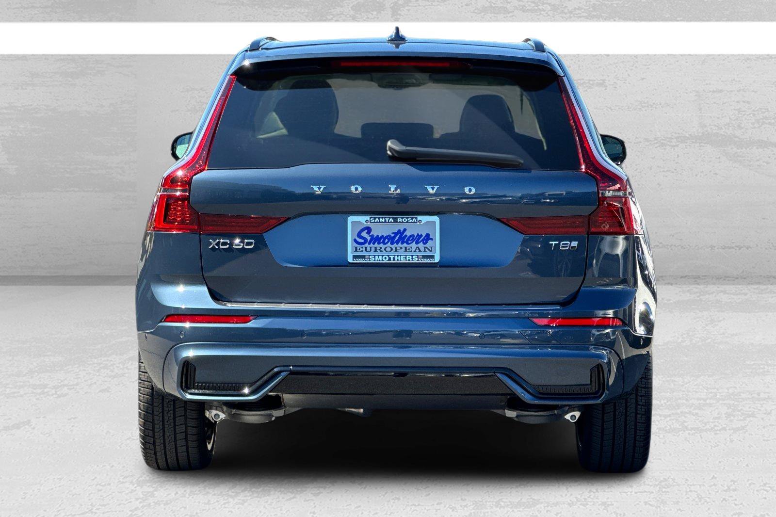 New 2027 Volvo XC60 plug-in hybrid T8 Ultra SUV