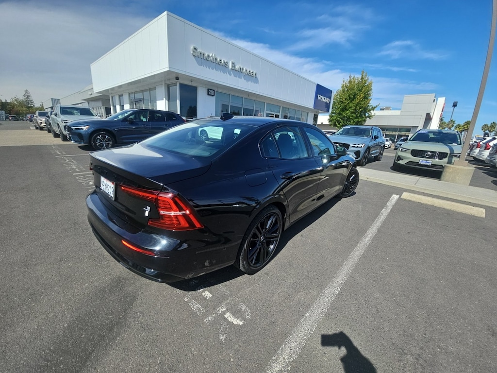 Used 2024 Volvo S60 plug-in hybrid T8 Plus Black Edition Sedan