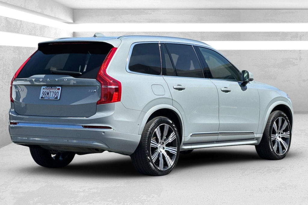 Certified 2025 Volvo XC90 plug-in hybrid T8 Plus 7-Seater SUV
