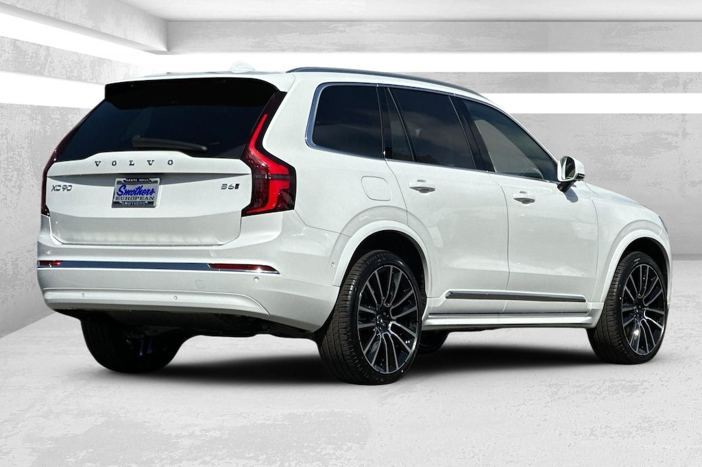 New 2026 Volvo XC90 B6 Plus 7-Seater SUV