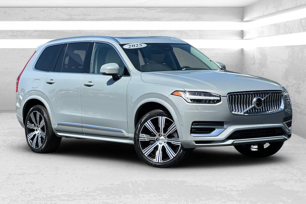 Certified 2025 Volvo XC90 plug-in hybrid T8 Plus 7-Seater SUV