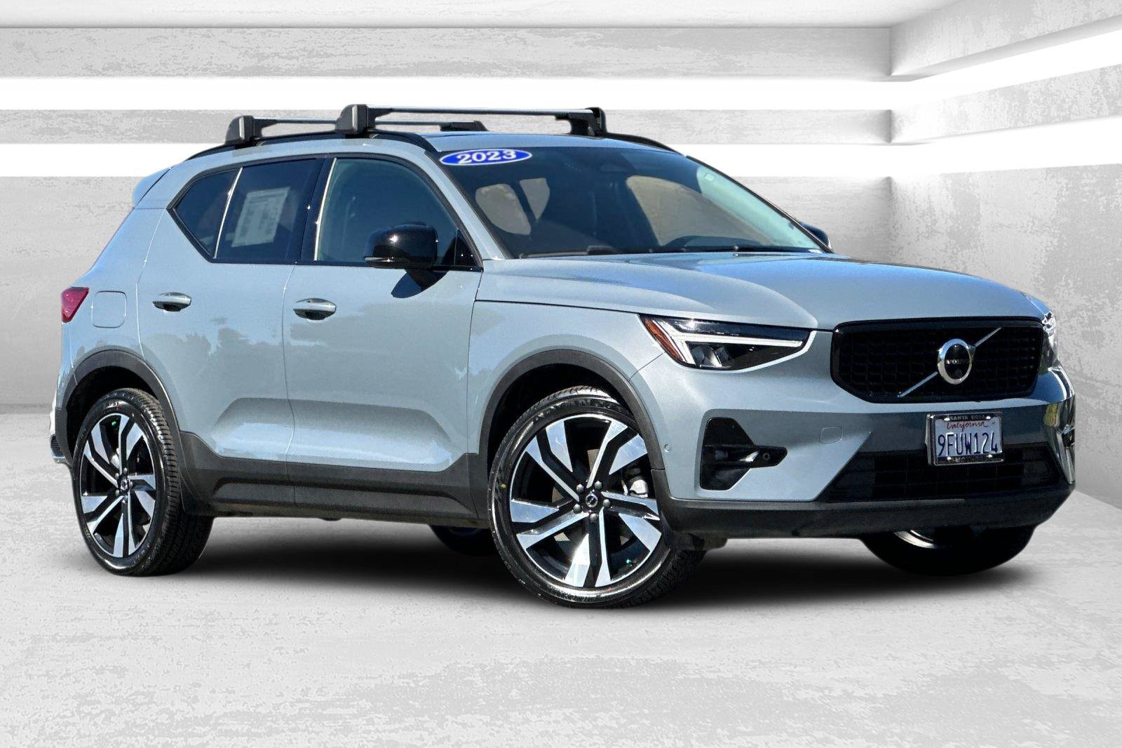 2023 Volvo XC40