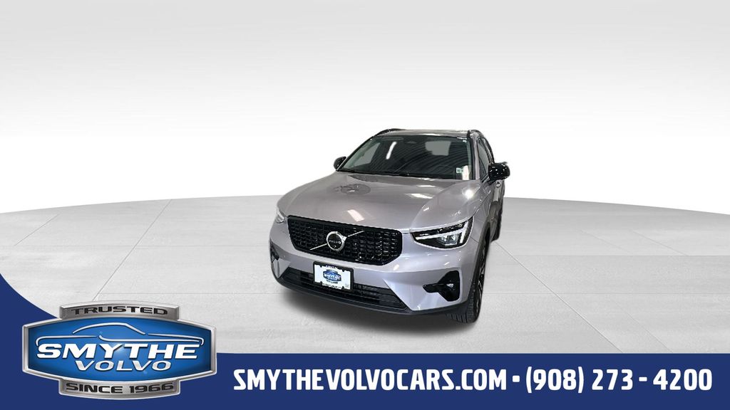 2026 Volvo XC40