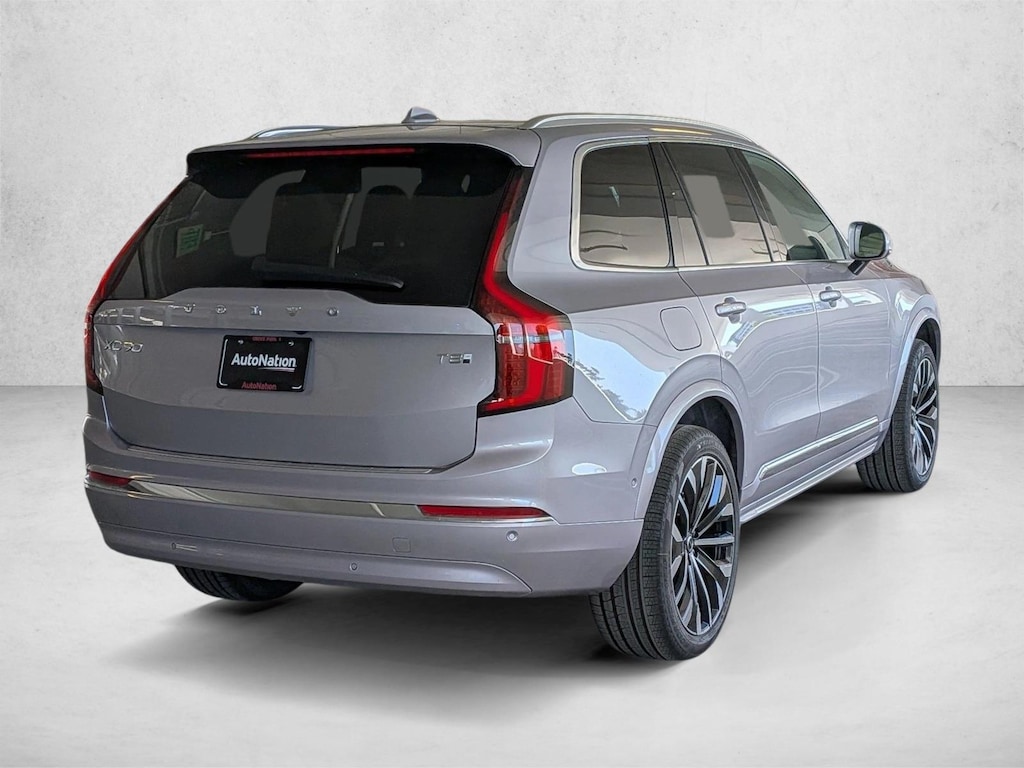 New 2026 Volvo XC90 Plug-In Hybrid Plus Sport Utility