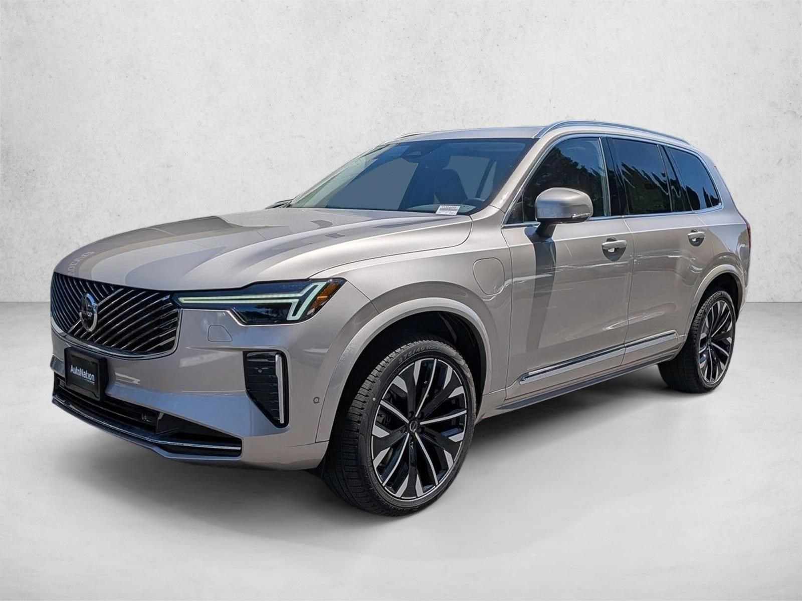  Volvo XC90 Plug-In Hybrid